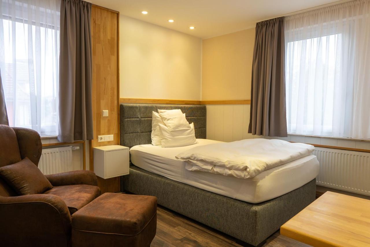 Hotel Post Mit Klimaanlage Neckarsulm Esterno foto