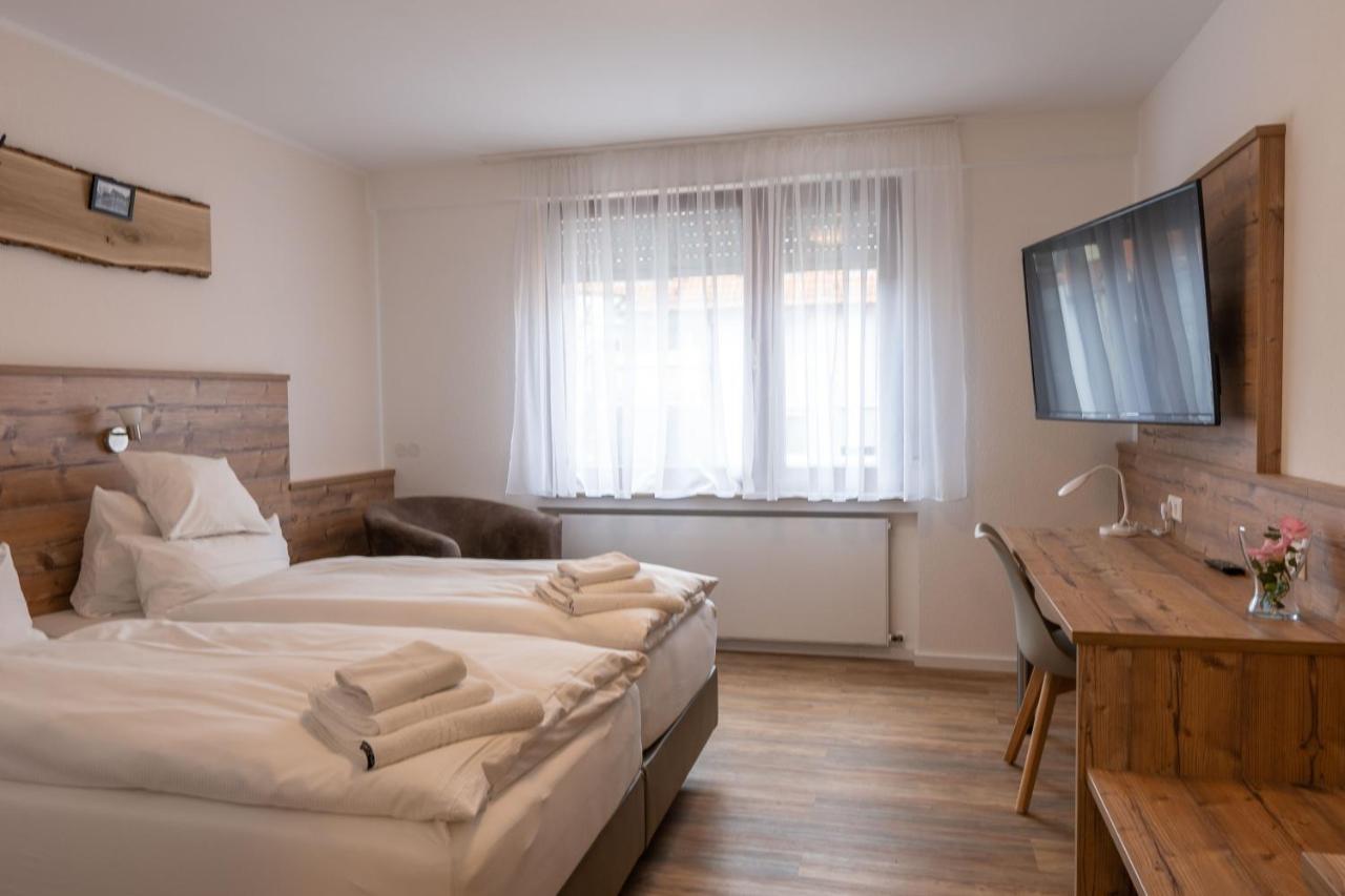Hotel Post Mit Klimaanlage Neckarsulm Esterno foto