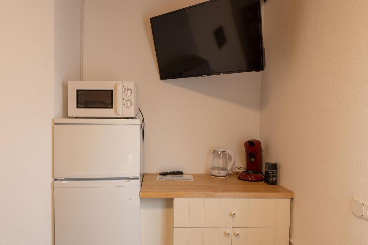 Hotel Post Mit Klimaanlage Neckarsulm Esterno foto