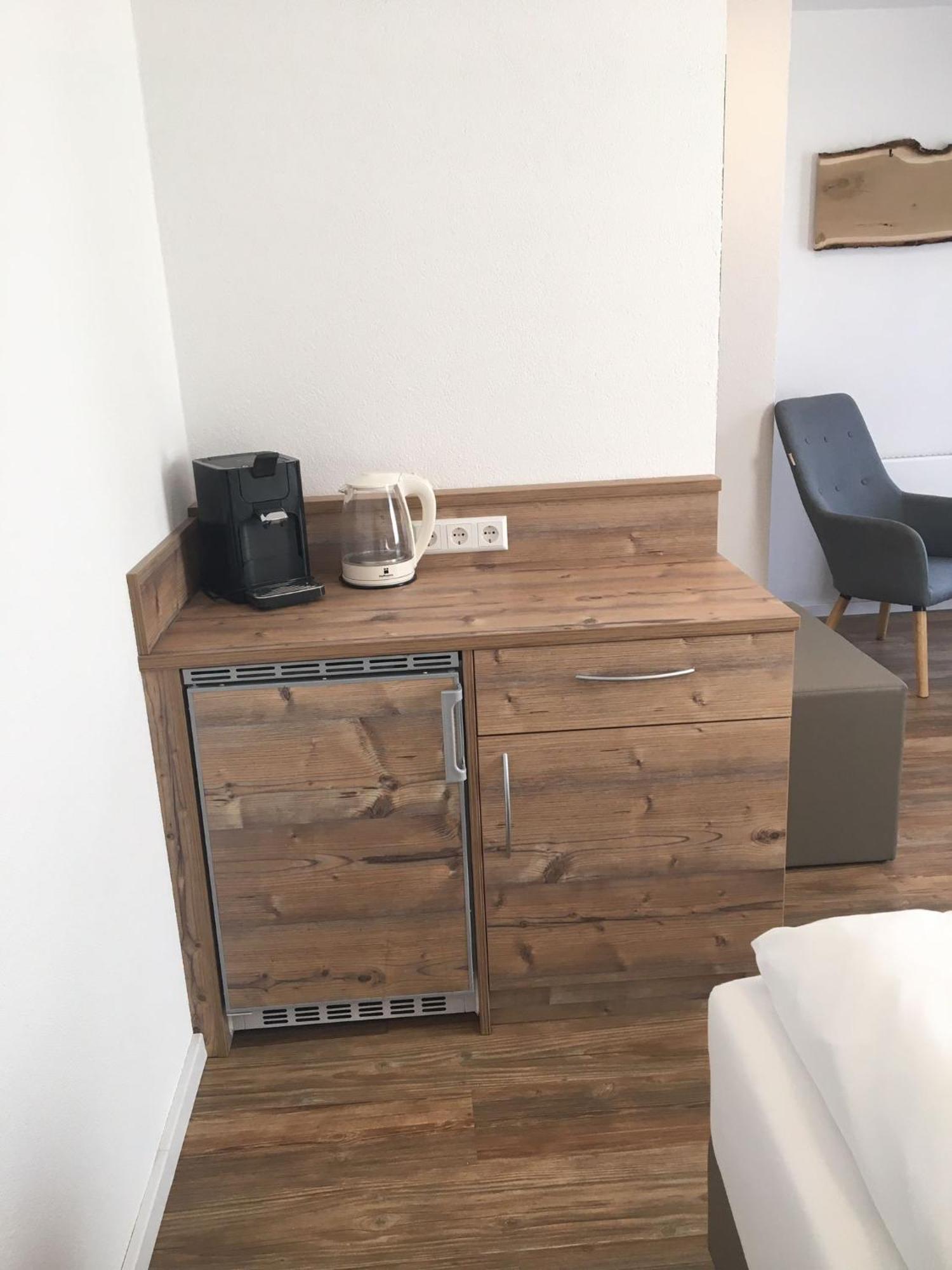 Hotel Post Mit Klimaanlage Neckarsulm Esterno foto
