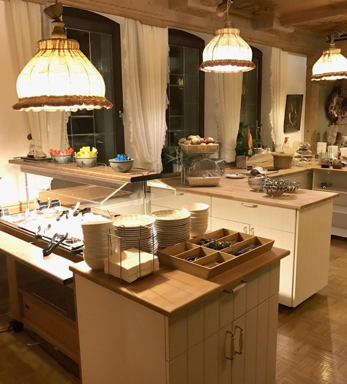 Hotel Post Mit Klimaanlage Neckarsulm Esterno foto