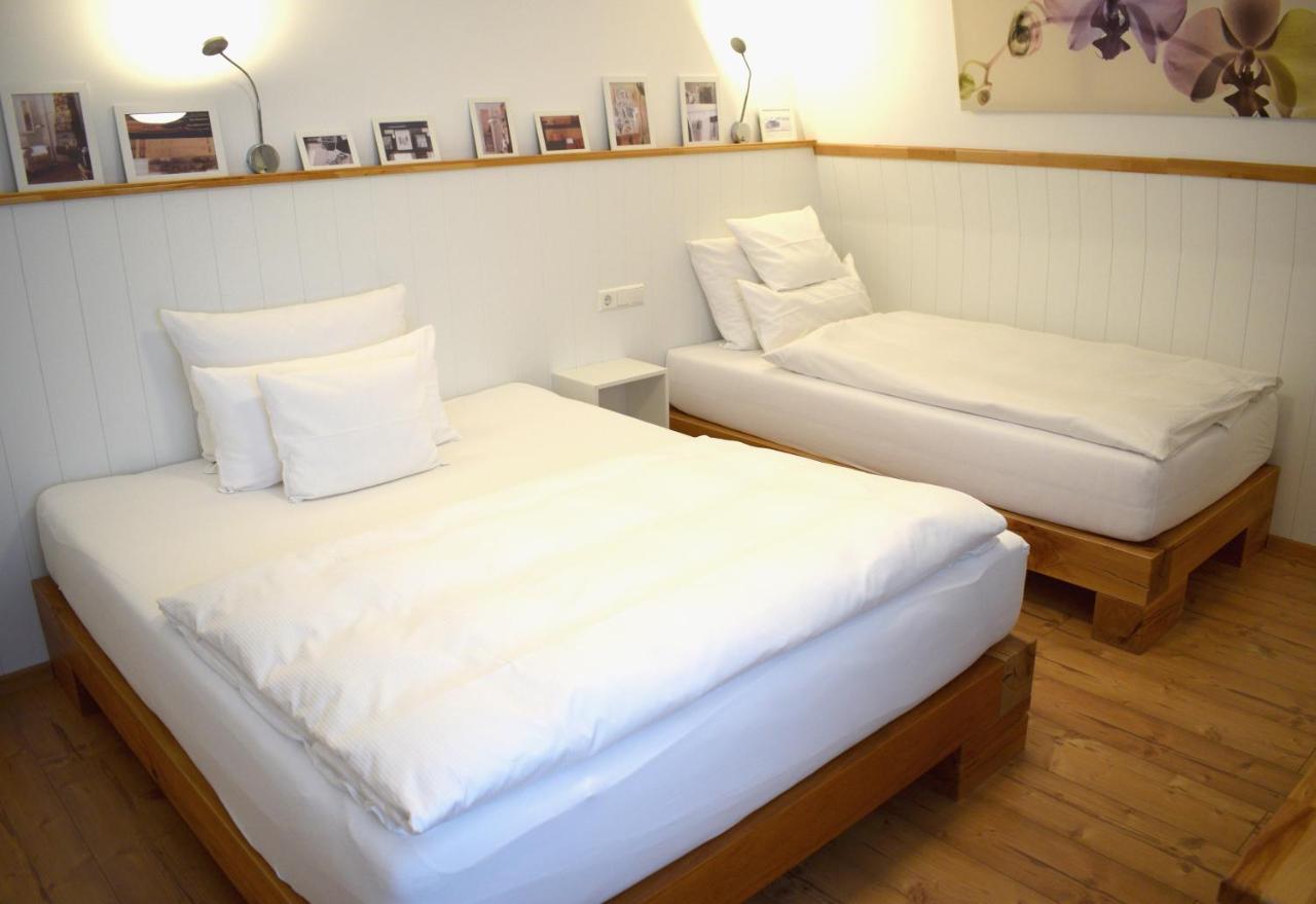 Hotel Post Mit Klimaanlage Neckarsulm Esterno foto